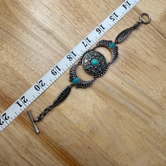 Lucky Brand Silver-Tone Bracelet With Turquoise Accents & Toggle Clasp - Picture 3 of 9